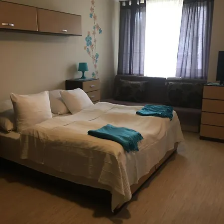 Alojamento de Acomodação e Pequeno-almoço Patio 3*