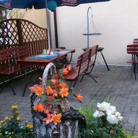 Patio 3*