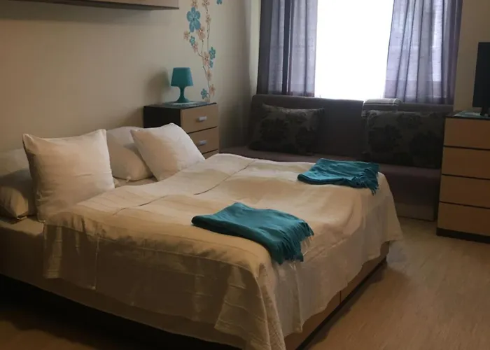 Bed & Breakfast Patio 3*