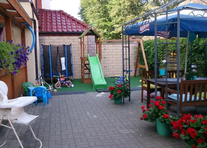 Alojamento de Acomodação e Pequeno-almoço Patio 3*