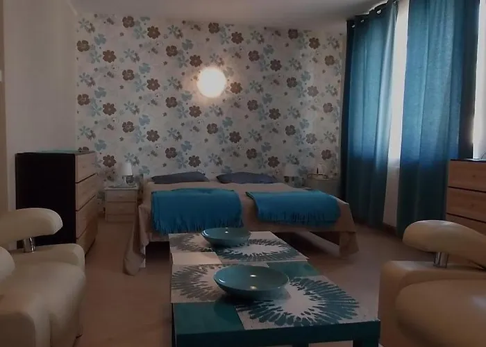 Bed & Breakfast Patio 3*